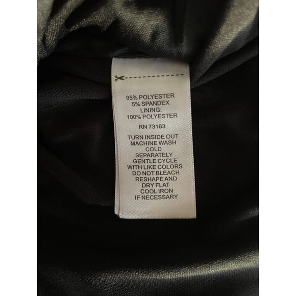 CABLE & GAUGE New Black Sequin Sleeveless Turtleneck Halter Top, Size Small - Picture 8 of 13